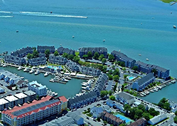 Harbour Island 102m Apartment